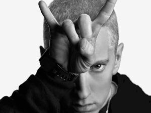 دانلود آهنگ Evil از Eminem با متن و ترجمه