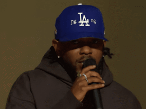 دانلود آهنگ Father Time از Kendrick Lamar با متن و ترجمه