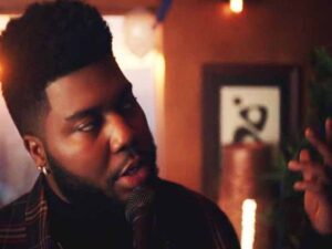 دانلود آهنگ Saturday Nights از Khalid با متن و ترجمه