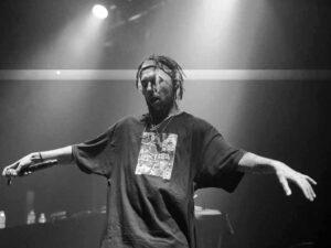 دانلود آهنگ Jesus Wept از Scrim با متن و ترجمه
