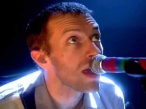 دانلود آهنگ Glass of Water از Coldplay با متن و ترجمه