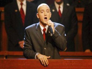 دانلود آهنگ White America از Eminem با متن و ترجمه