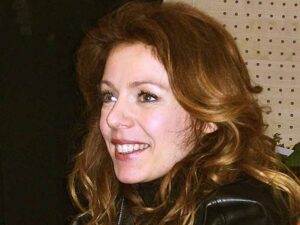 دانلود آهنگ فرانسوی T’as l’air d’une chanson از Isabelle Boulay با متن و ترجمه