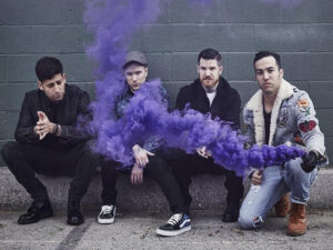 دانلود آهنگ I’ve Been Waiting از Lil Peep و iLoveMakonnen و Fall Out Boy با متن و ترجمه