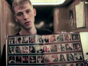 دانلود آهنگ See My Tears از Machine Gun Kelly با متن و ترجمه