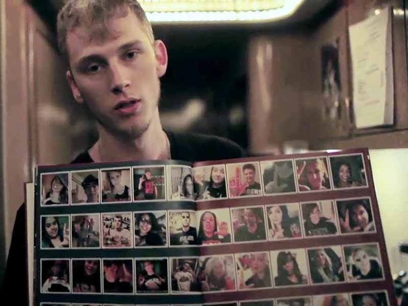 دانلود آهنگ See My Tears از Machine Gun Kelly با متن و ترجمه