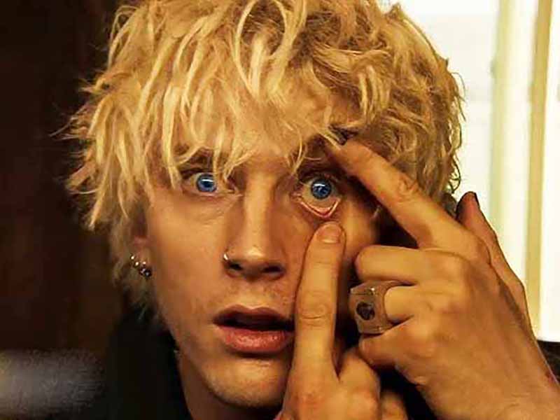 دانلود آهنگ Miss Me از Machine Gun Kelly و Dub o با متن و ترجمه