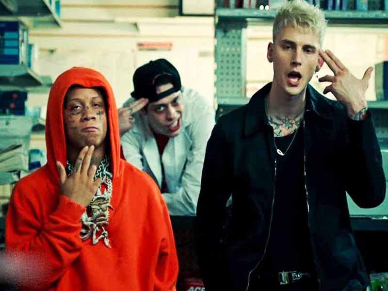 دانلود آهنگ Candy از Machine Gun Kelly و Trippie Redd با متن و ترجمه