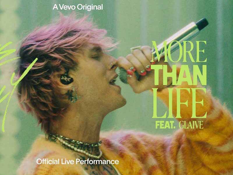 دانلود آهنگ more than life از Machine Gun Kelly و glaive با متن و ترجمه
