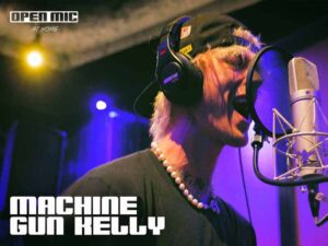 دانلود آهنگ title track از Machine Gun Kelly با متن و ترجمه