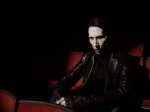 دانلود آهنگ Exit Wound از Marilyn Manson با متن و ترجمه