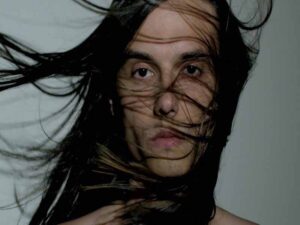 دانلود آهنگ Identikit از Radiohead با متن و ترجمه
