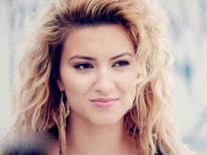 دانلود آهنگ Dear No One از Tori Kelly با متن و ترجمه