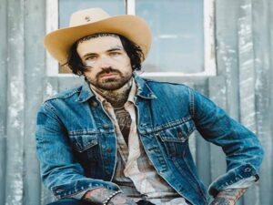 دانلود آهنگ Empty Bottles از Yelawolf با متن و ترجمه