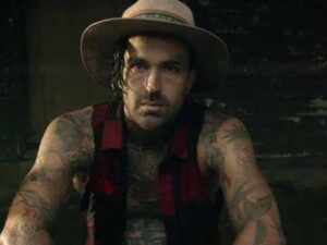 دانلود آهنگ Light as a Feather از Yelawolf با متن و ترجمه