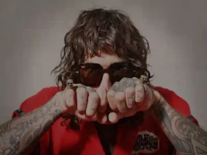 دانلود آهنگ Mud Mouth از Yelawolf با متن و ترجمه