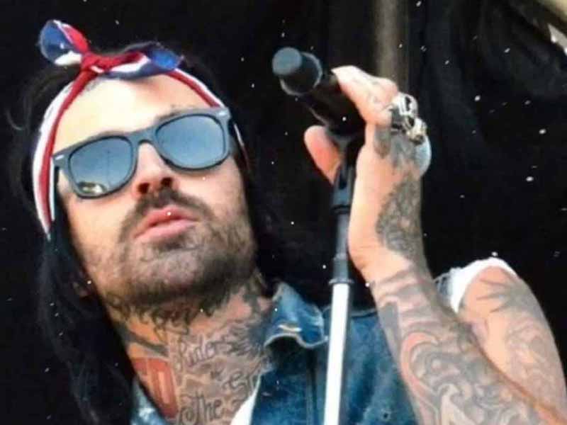 دانلود آهنگ True to Yourself از Yelawolf و Bones Owens با متن و ترجمه