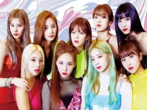 دانلود آهنگ کره‌ای انگلیسی FANCY از TWICE با متن و ترجمه