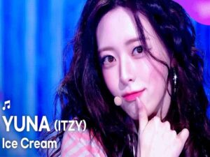 دانلود آهنگ کره‌ای انگلیسی Ice Cream از Yuna (ITZY) با متن و ترجمه